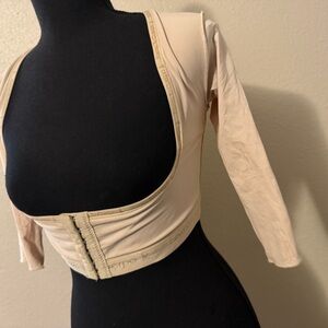 Chic Beige Women's Crop Top